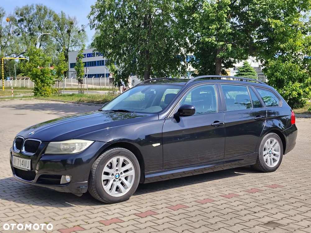 BMW Seria 3 318d DPF - 1