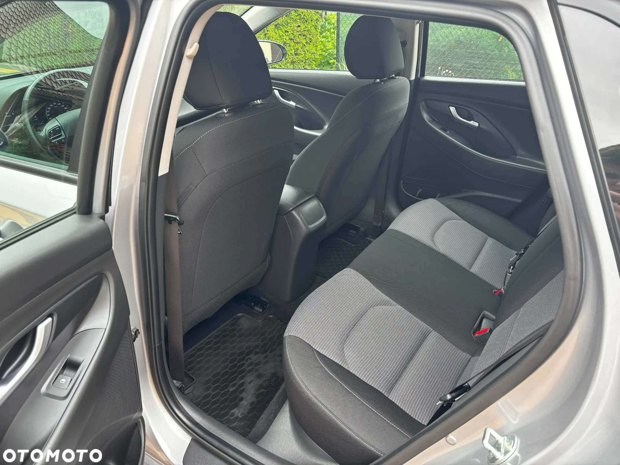 Hyundai i30 1.5 DPI Classic + - 17