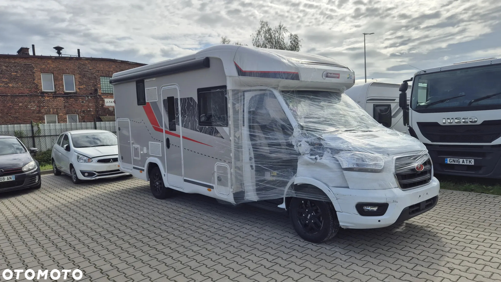 Challenger Graphite 260 - 7