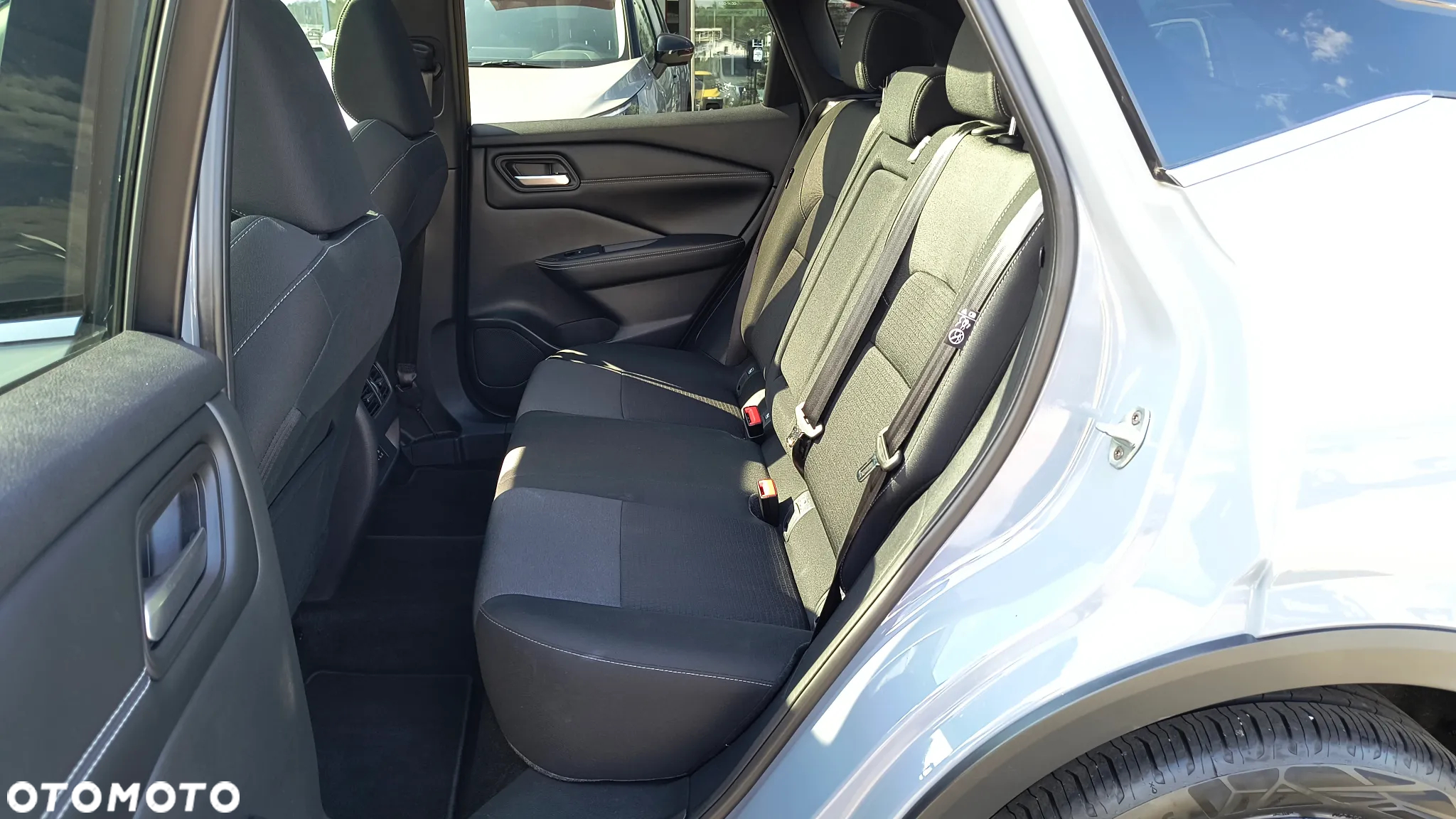 Nissan Qashqai 1.3 DIG-T mHEV N-Connecta Xtronic - 11