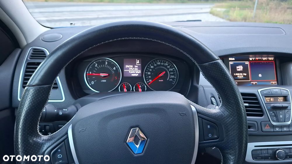 Renault Laguna 2.0 dCi Limited - 17