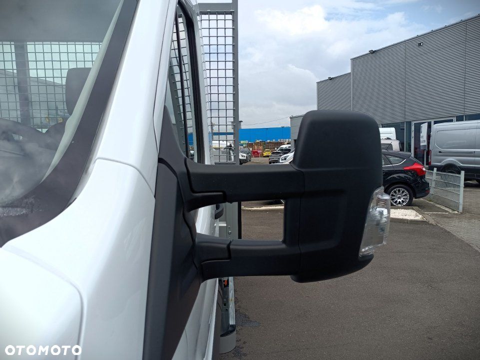 Ford Transit - 13