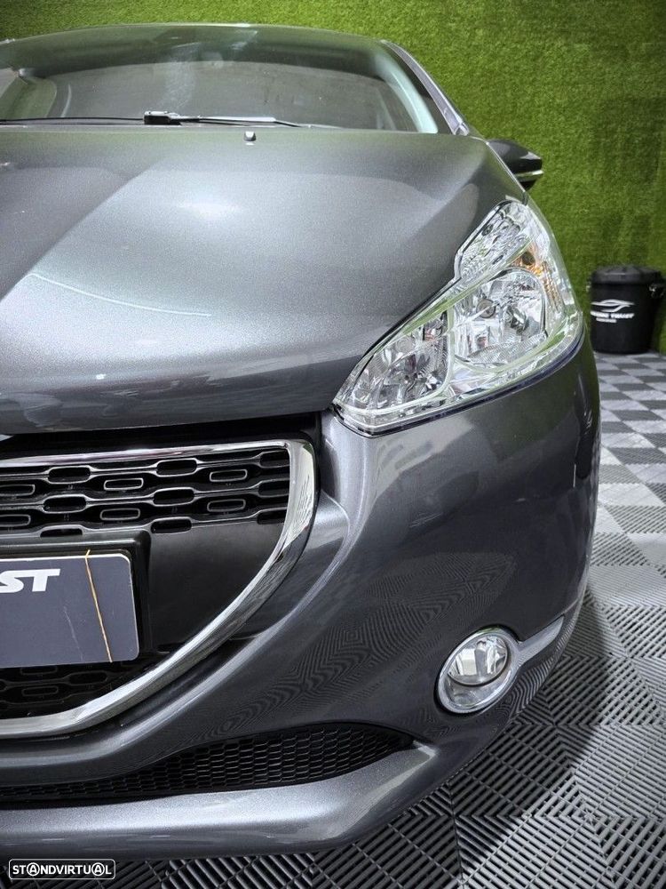 Peugeot 208 1.2 PureTech Active - 8