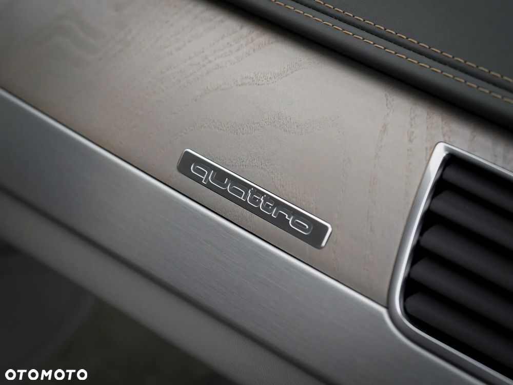 Audi A8 W12 6.3 FSI quattro tiptronic Lang - 25