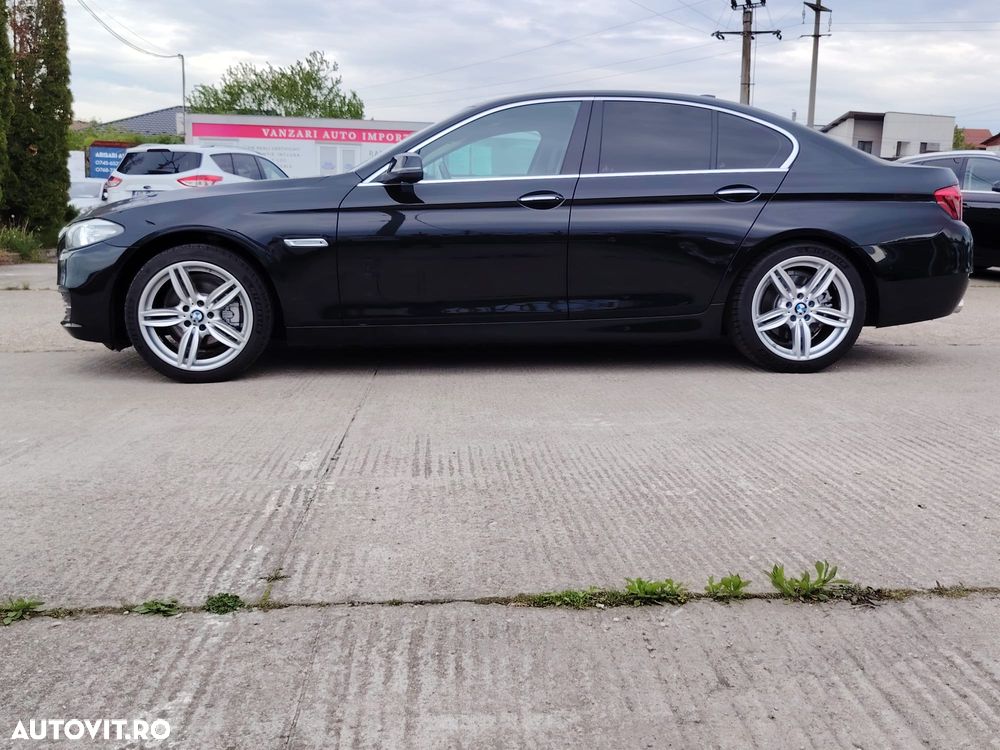 BMW Seria 5 520d xDrive Aut. Luxury Line - 7