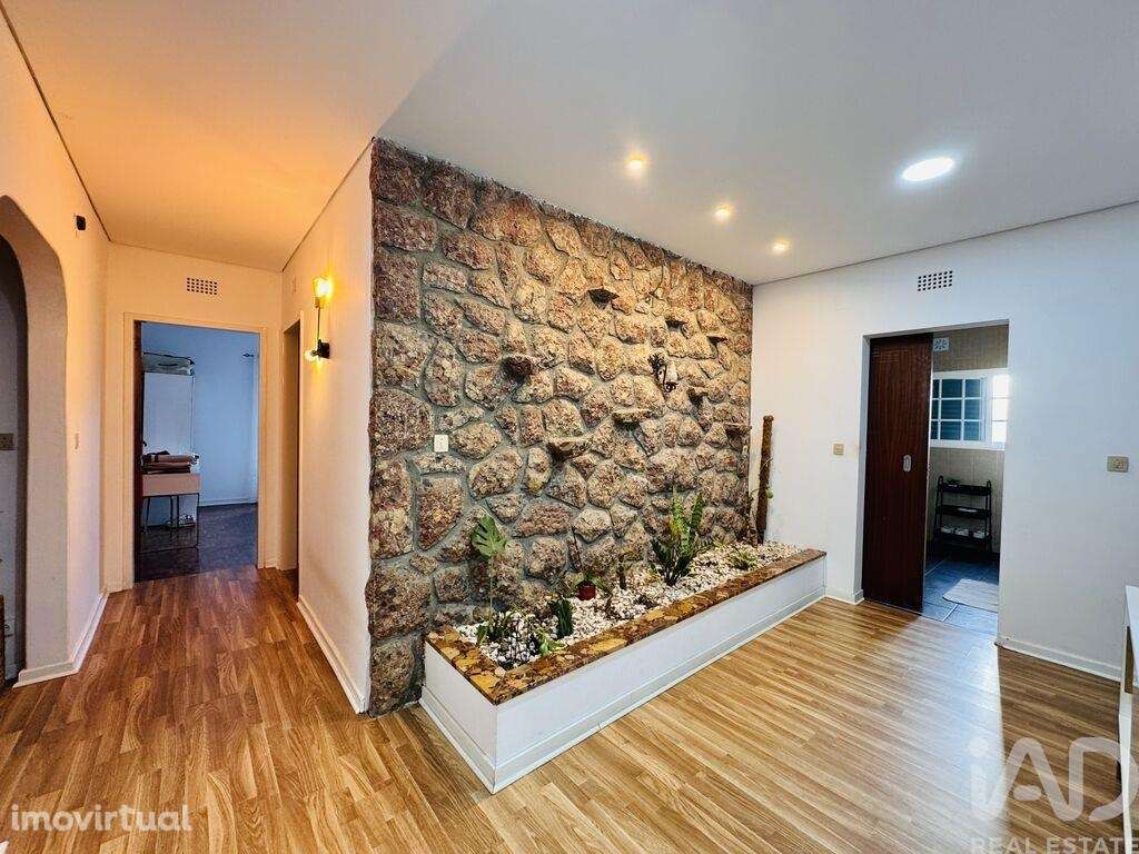 Casa / Villa T5 em Azeitão de 216 m2 - Grande imagem: 4/40