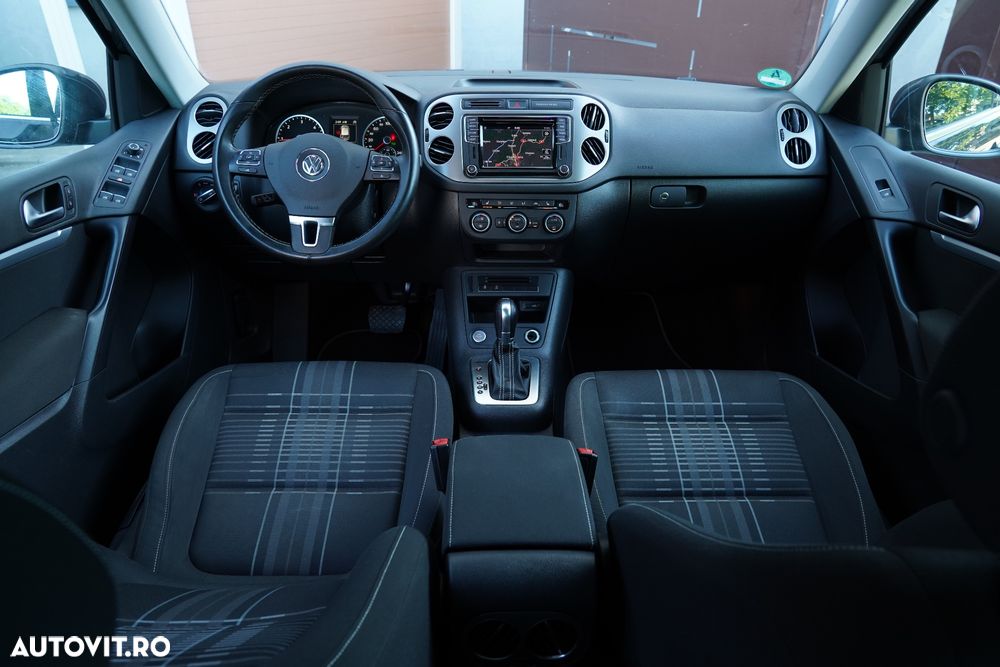 Volkswagen Tiguan 2.0 TDI SCR 4MOTION BlueMotion Technology DSG Lounge Track & Style - 6