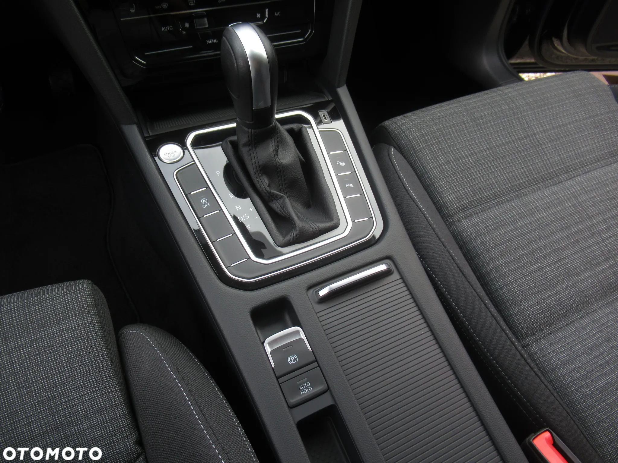 Volkswagen Passat 2.0 TSI Business DSG - 15