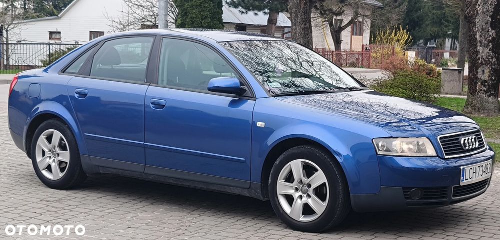 Audi A4 Limousine - 3