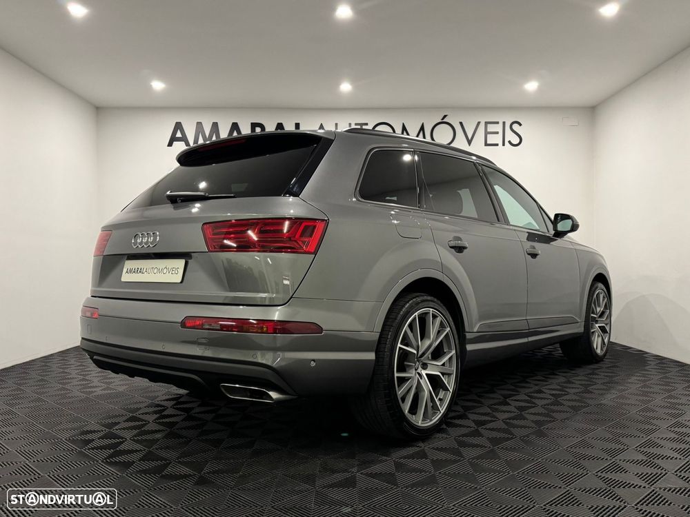 Audi Q7 3.0 TDi quattro Tiptronic 7L - 4