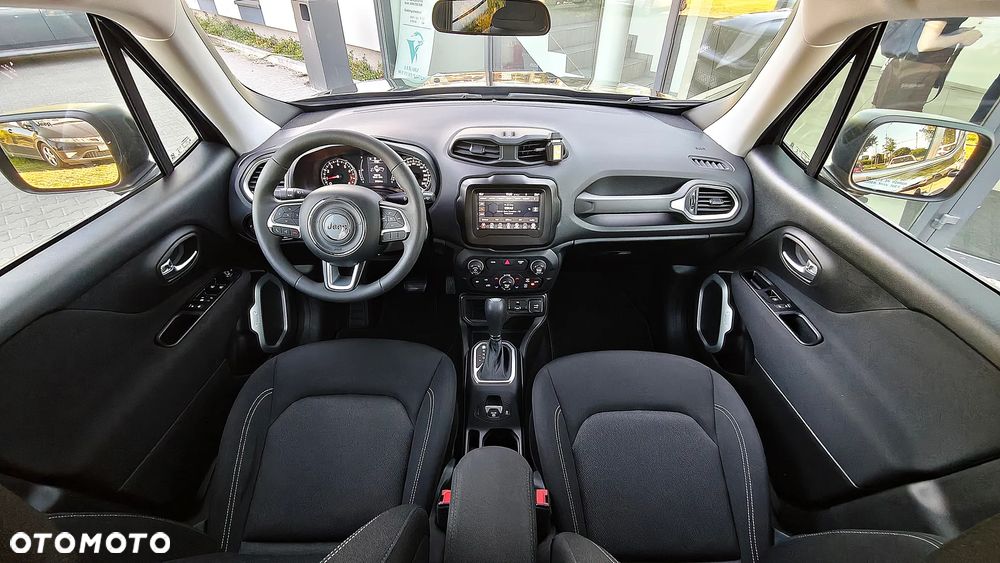 Jeep Renegade - 19