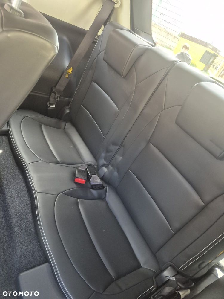 Nissan Qashqai+2 1.6 dCi DPF Start/Stop acenta - 17