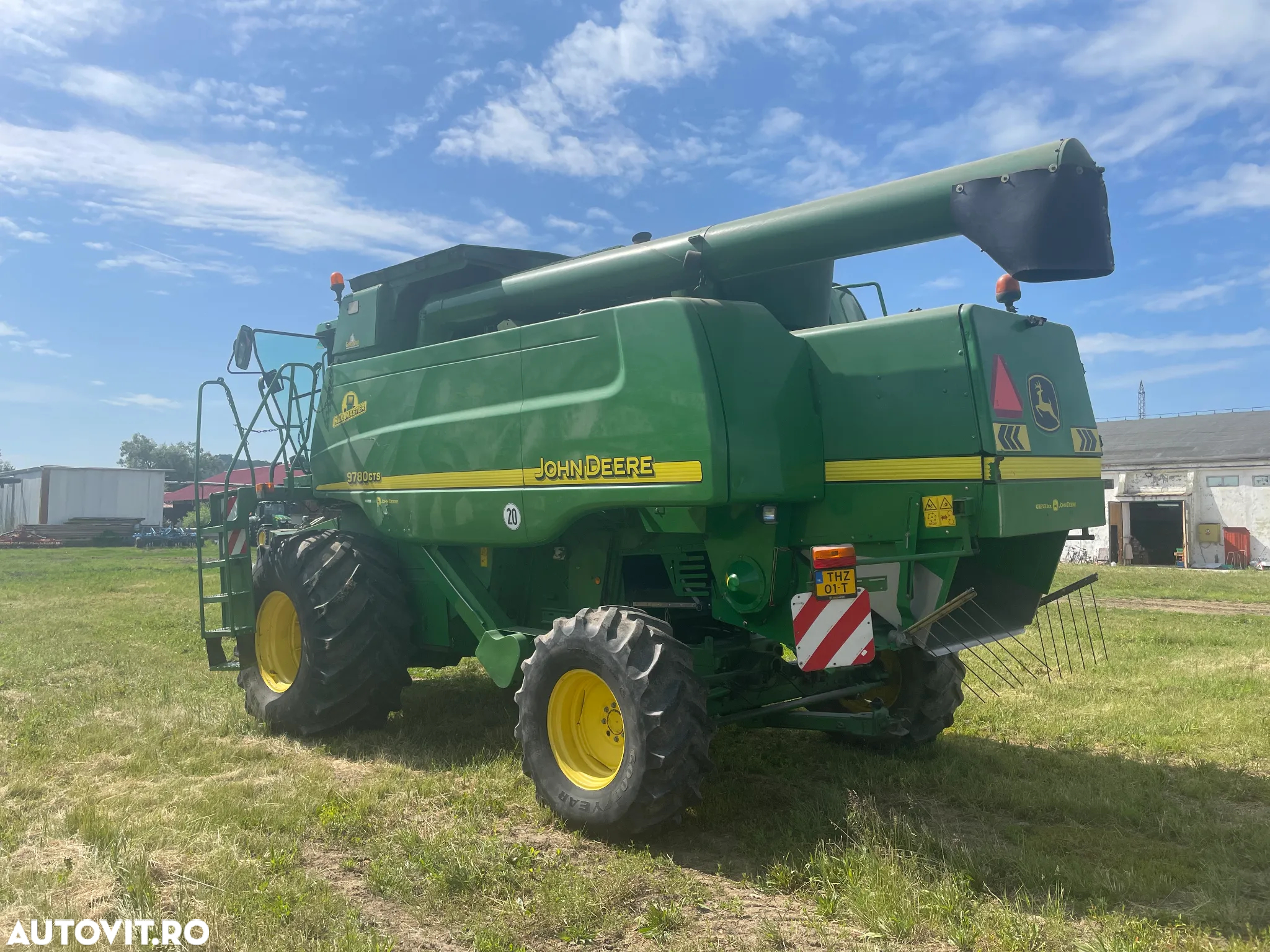 John Deere 9780 CTS Hillmaster - 4