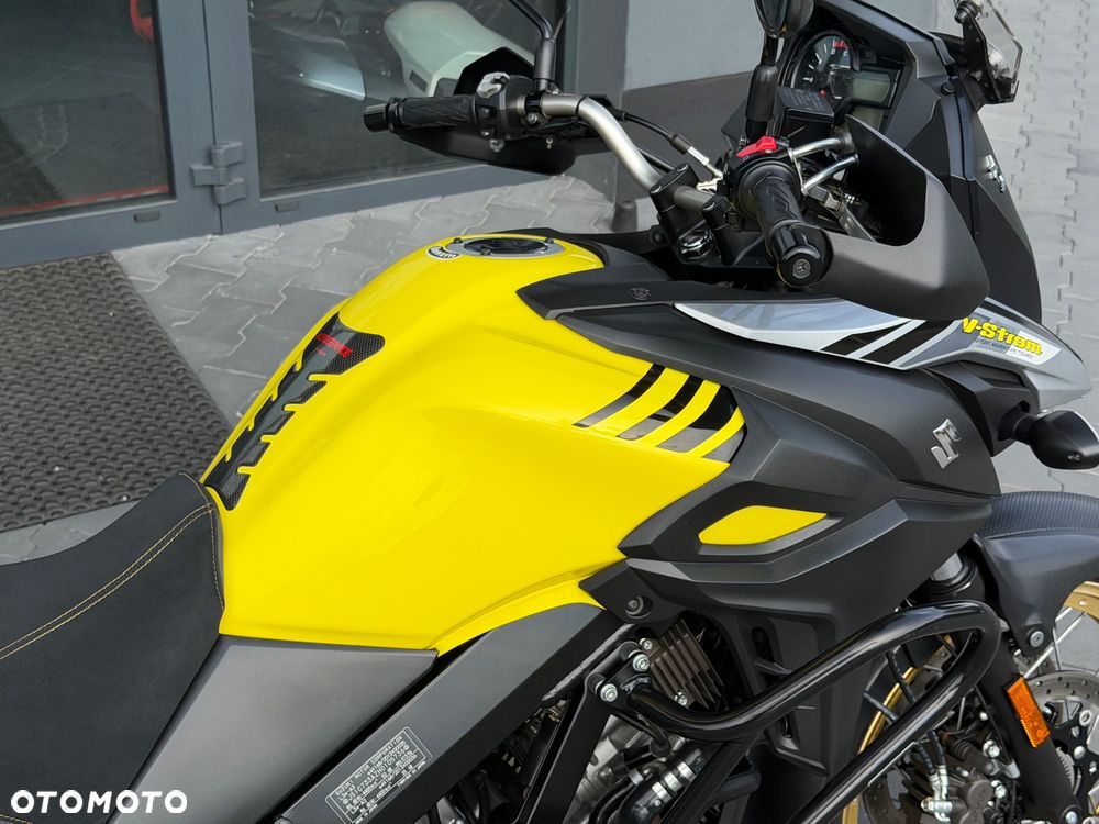 Suzuki V-STROM - 11