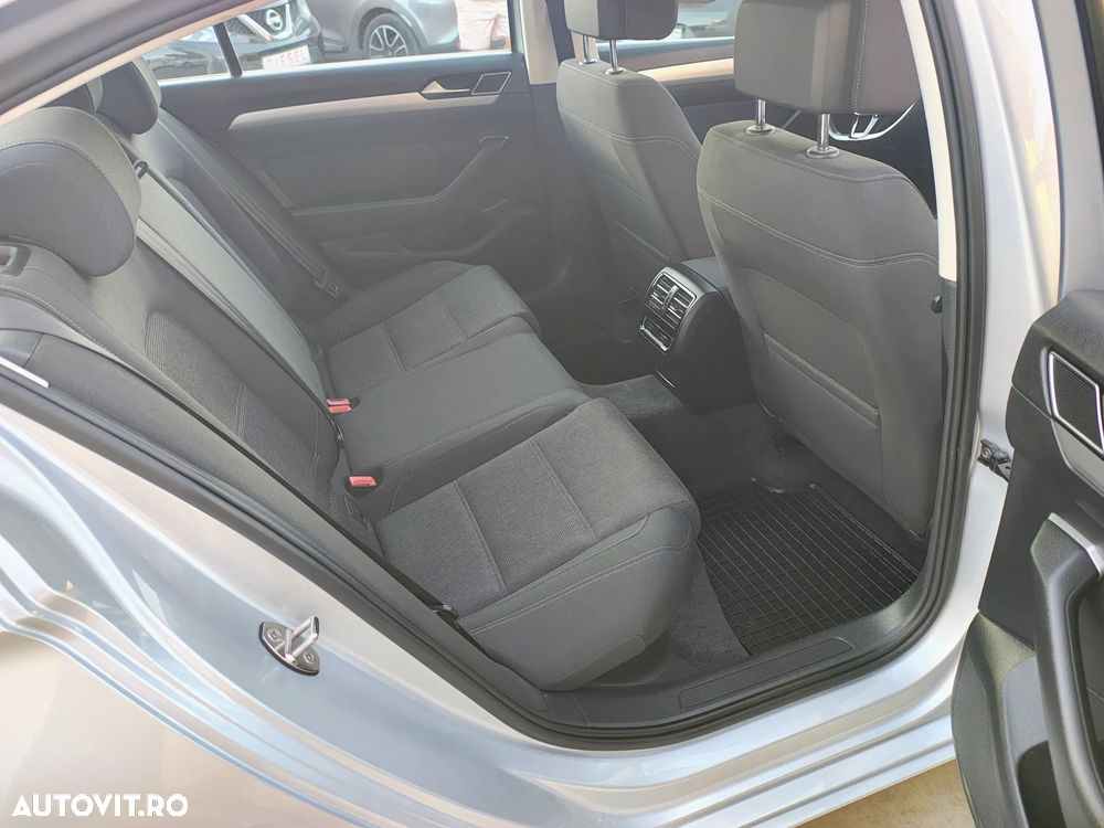Volkswagen Passat 1.6 TDI (BlueMotion Technology) Comfortline - 6