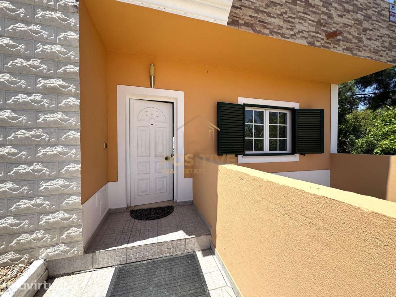 Moradia T4 com piscina e espaços exteriores — conforto familiar ou soc - Grande imagem: 4/55