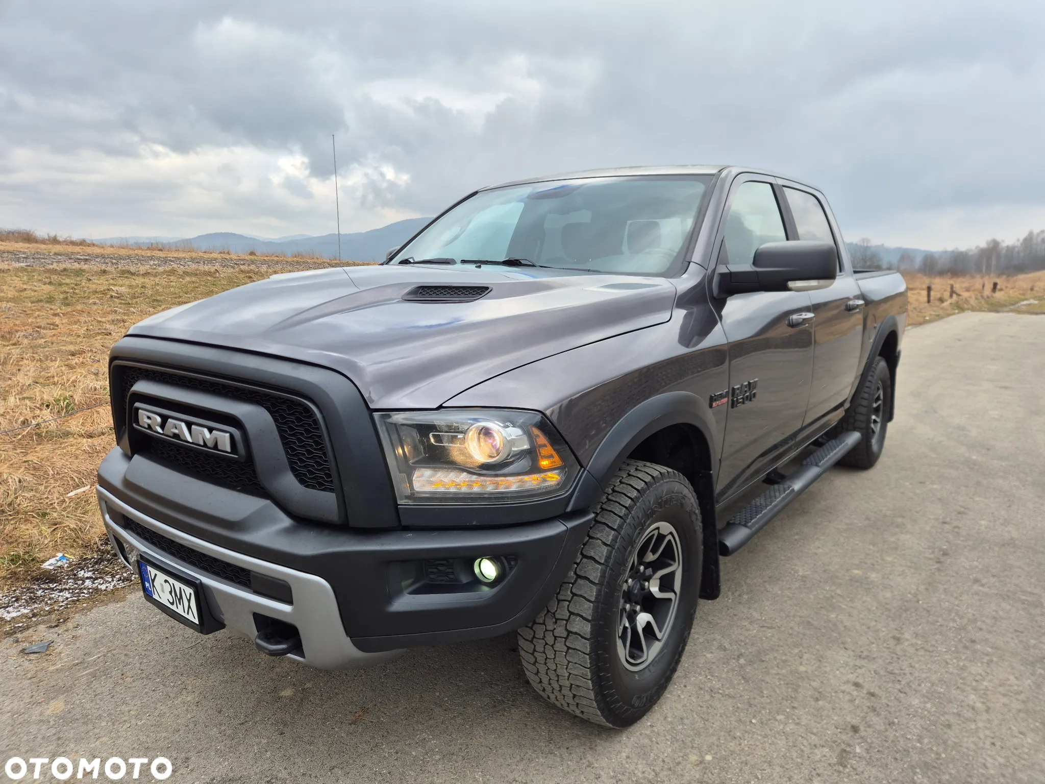 Dodge RAM 1500 5.7 4x4 - 6