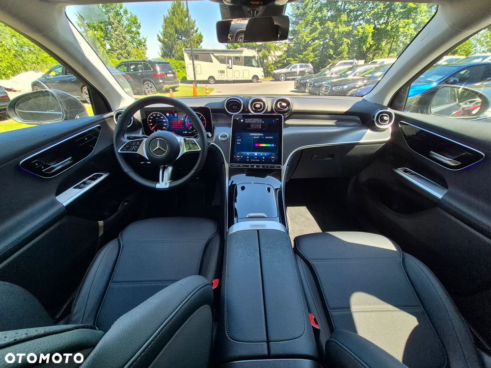 Mercedes-Benz GLC - 25