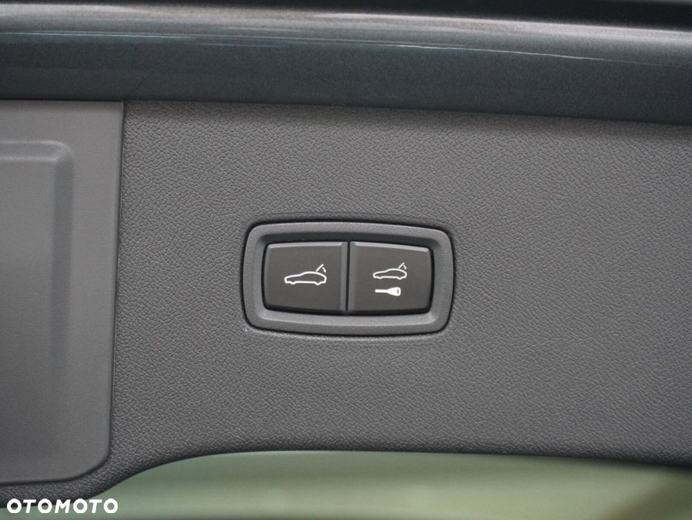 Porsche Cayenne Black Edition - 27