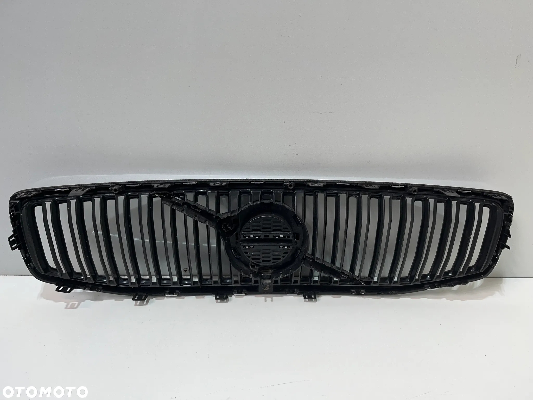 GRILL VOLVO V60 32132215 - 4
