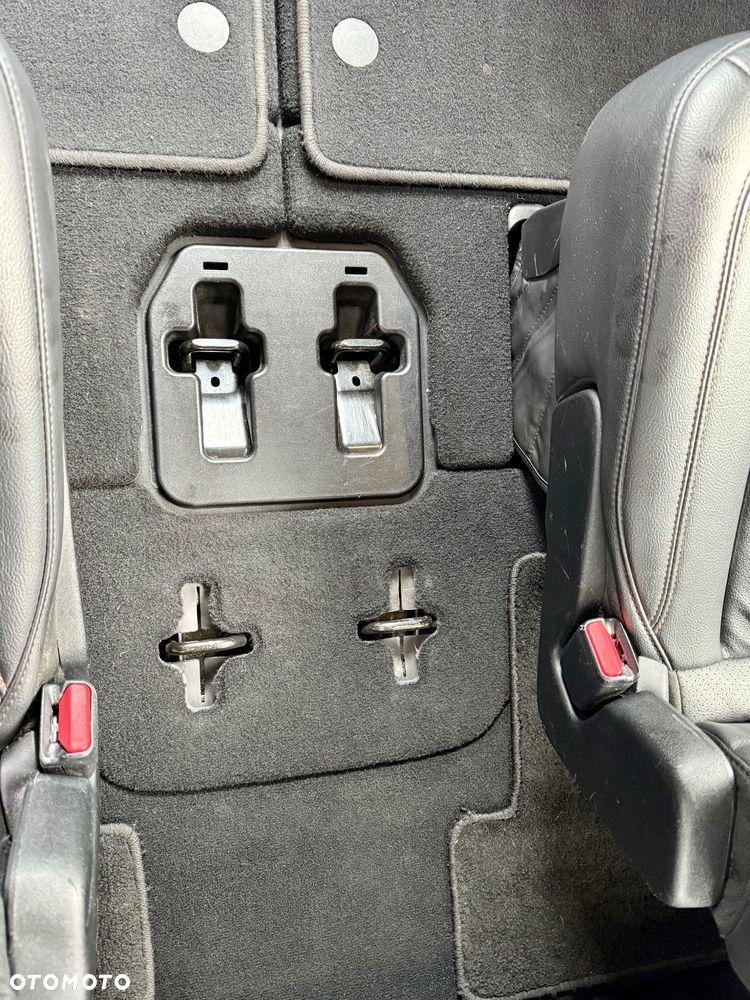 Chrysler Pacifica - 15