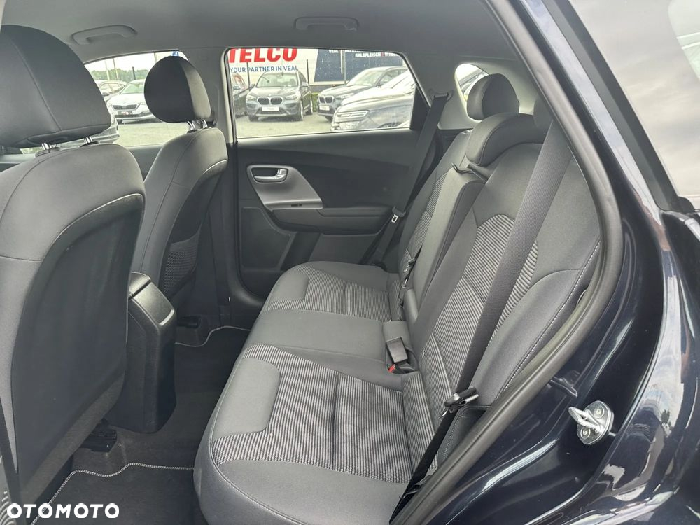Kia Niro - 13