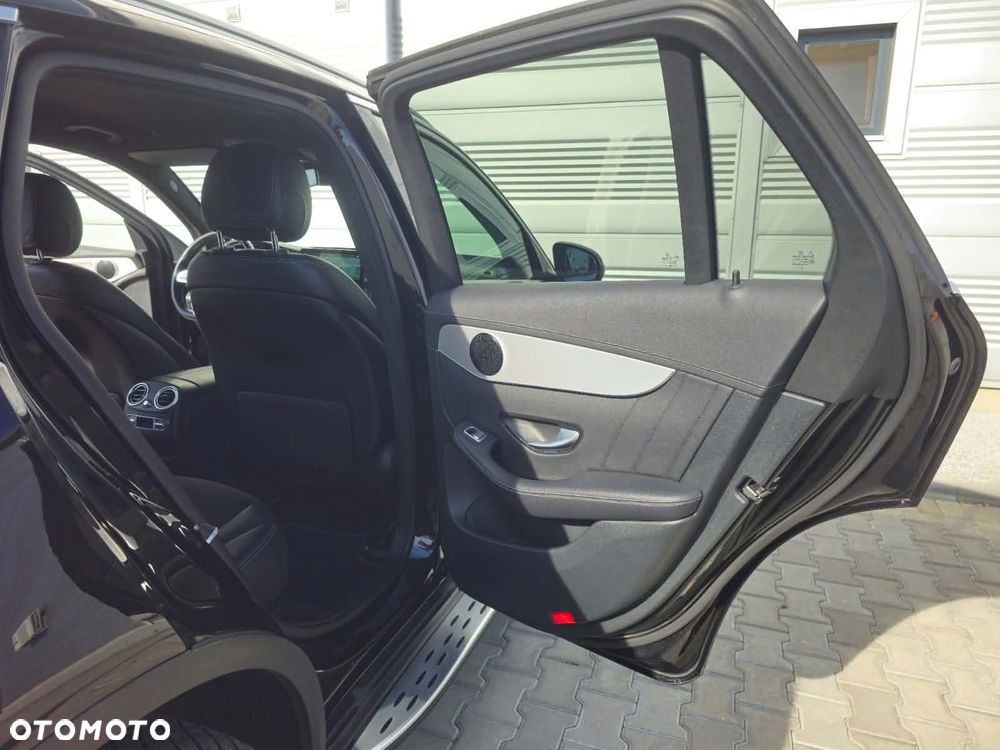 Mercedes-Benz GLC - 20