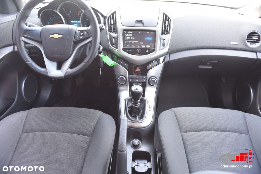 Chevrolet Cruze - 22