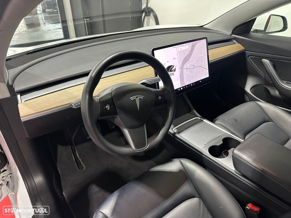 Tesla Model 3 Long-Range Dual Motor AWD - 26