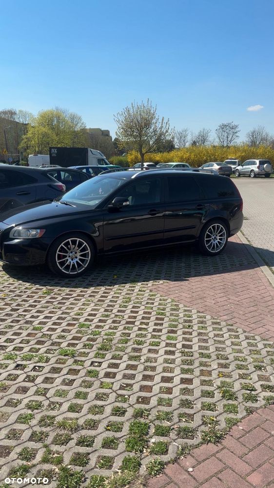 Volvo V50
