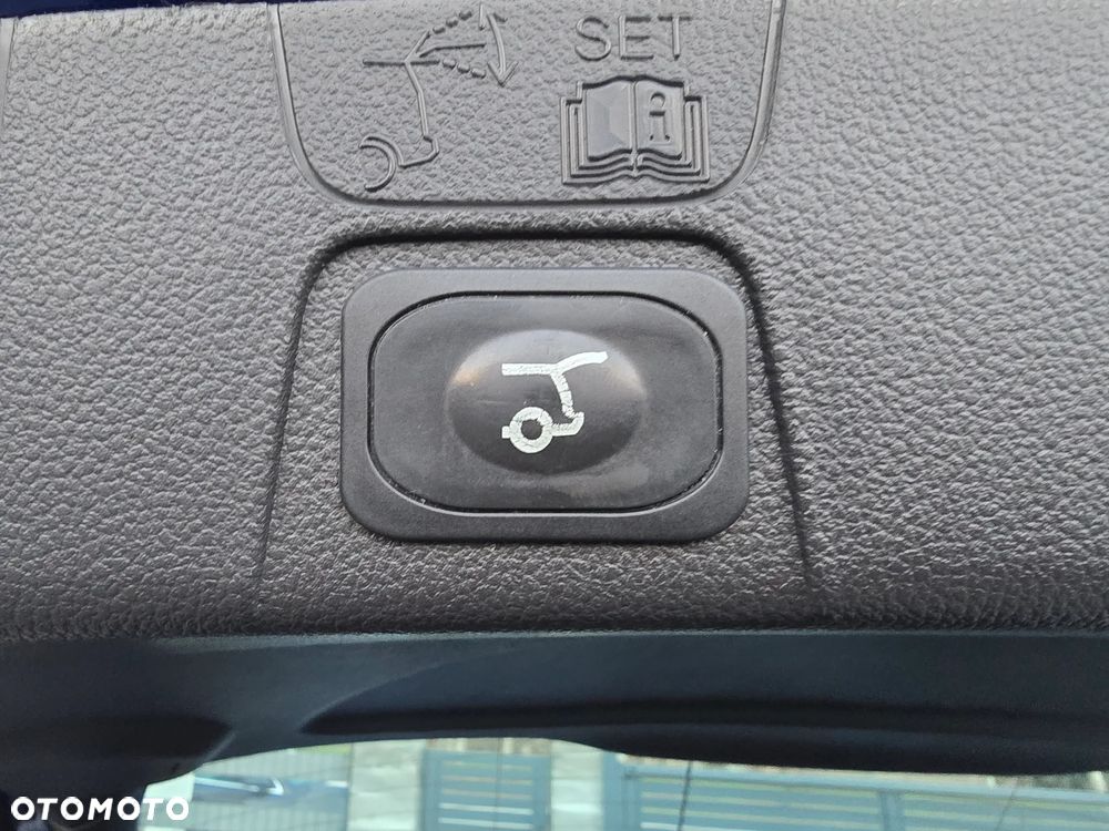 Ford C-MAX 1.0 EcoBoost Titanium ASS - 12