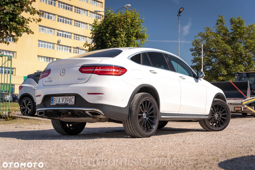 Mercedes-Benz GLC 300 4Matic 9G-TRONIC - 8