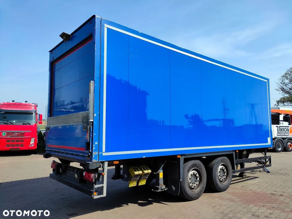 Kögel chłodnia izoterma*przejazdowa*tandem*przewierty*ogrzewanie* - 4