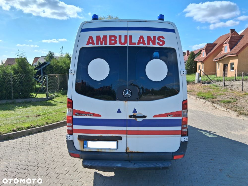 Mercedes-Benz Sprinter - 12