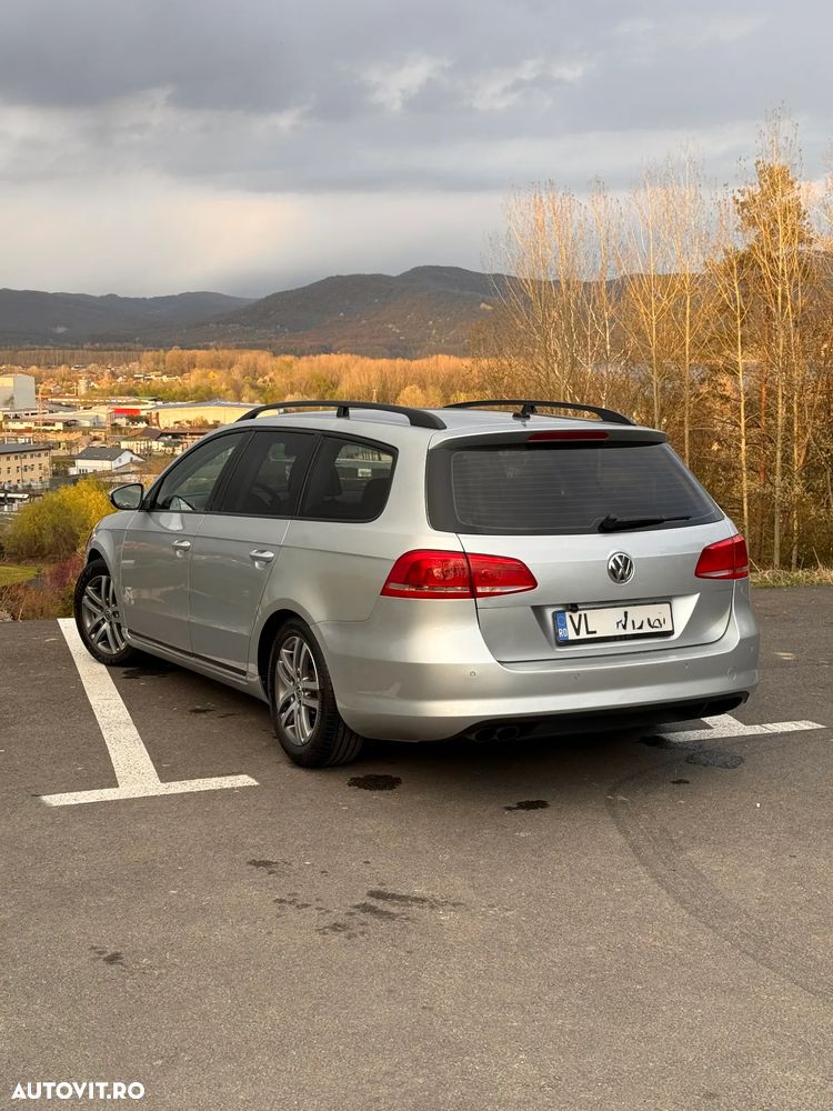 Volkswagen Passat 2.0 TDI BlueMotion Technology DSG Comfortline - 2