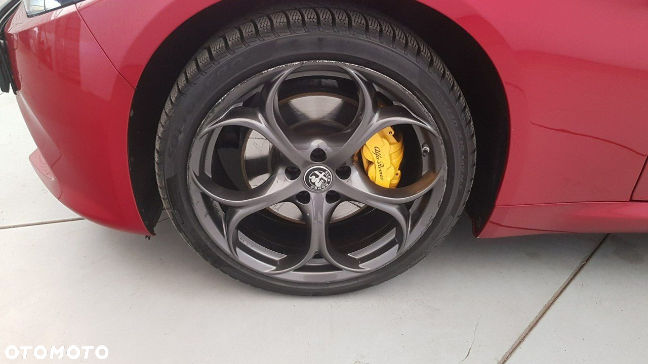 Alfa Romeo Giulia - 13