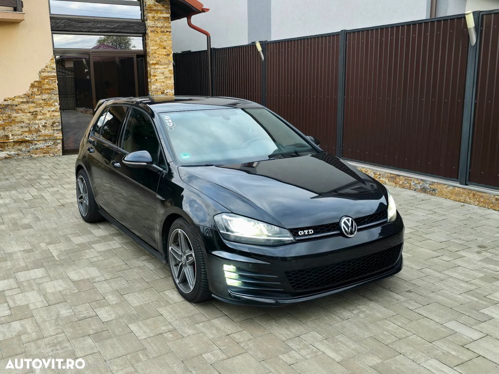 Volkswagen Golf 2.0 TDI DPF BMT GTD - 1