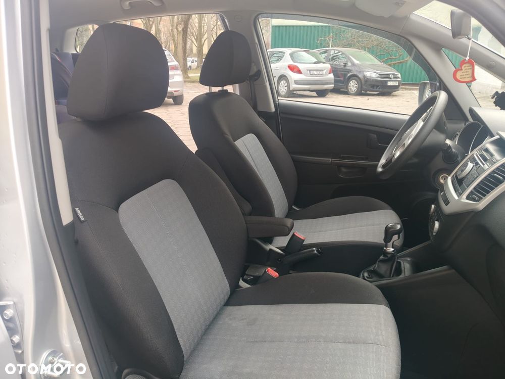 Kia Venga 1.4 Smart - 10