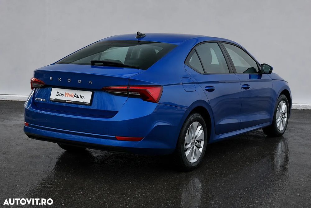 Skoda Octavia 2.0 TDI DSG Ambition - 4
