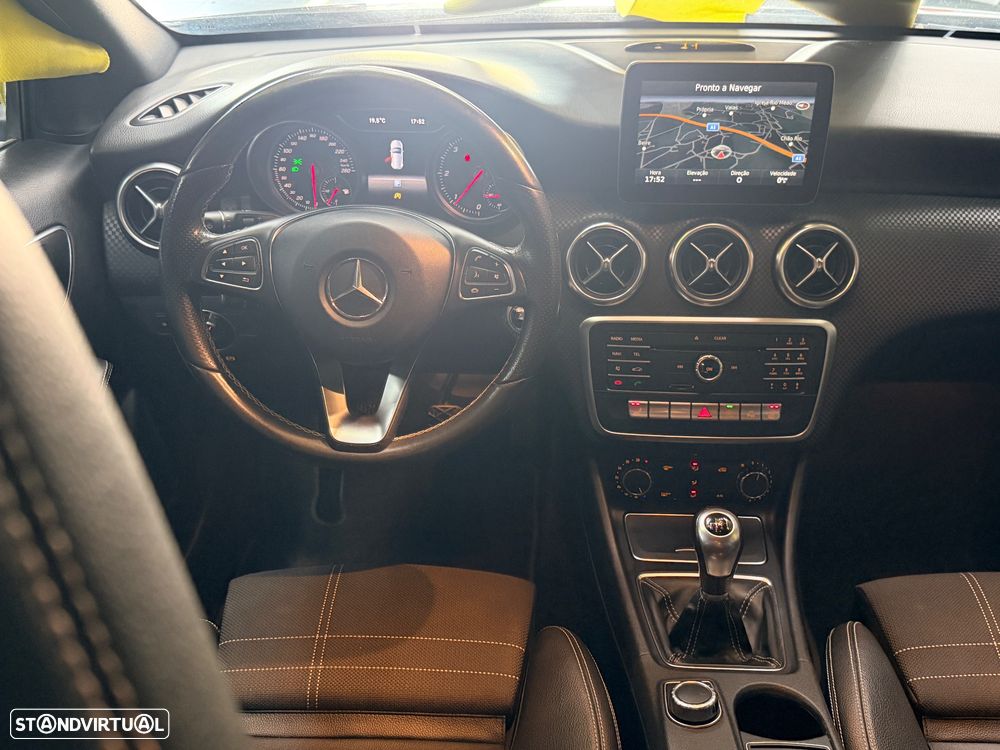 Mercedes-Benz A 180 CDI (BlueEFFICIENCY) Urban - 22