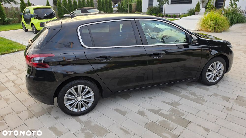 Peugeot 308 PureTech 110 Stop & Start Allure - 29