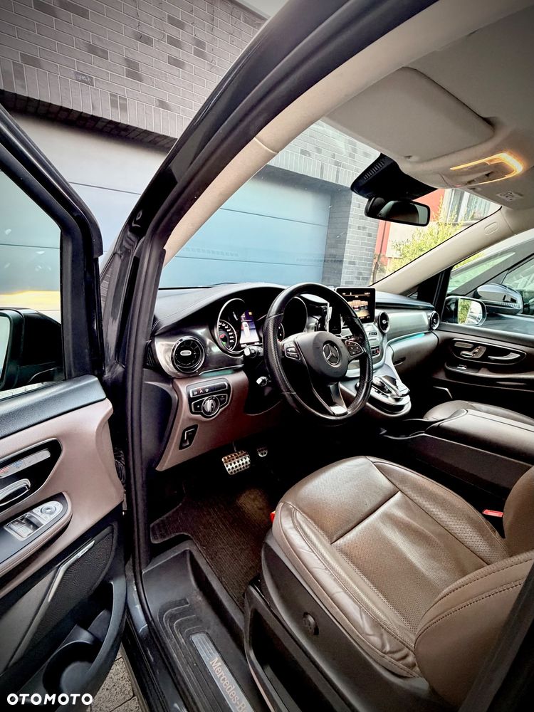 Mercedes-Benz Klasa V 300 d 4-Matic Exclusive 9G-Tronic (d³ugi) - 5