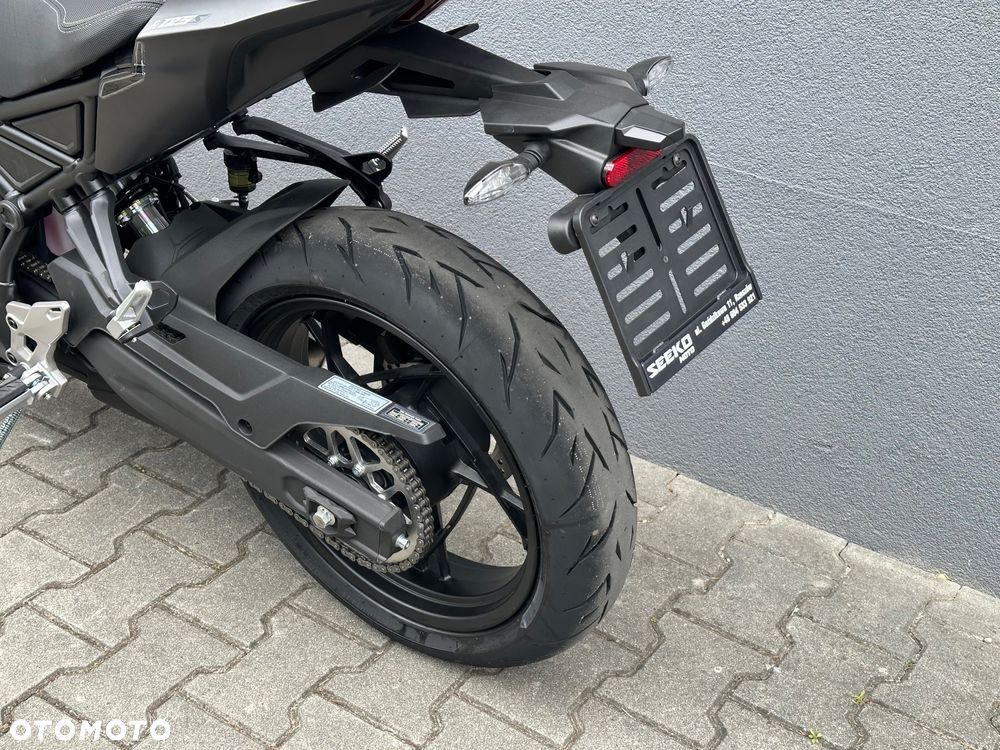 VOGE R125S - 24