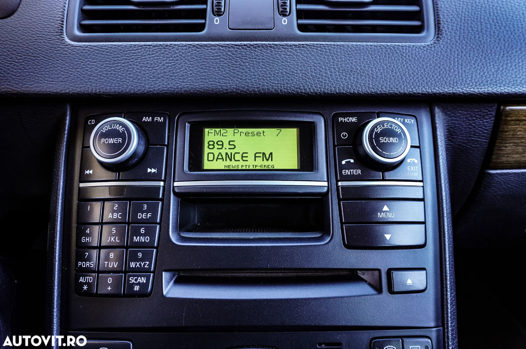 Volvo XC 90 D5 Geartronic Momentum - 23