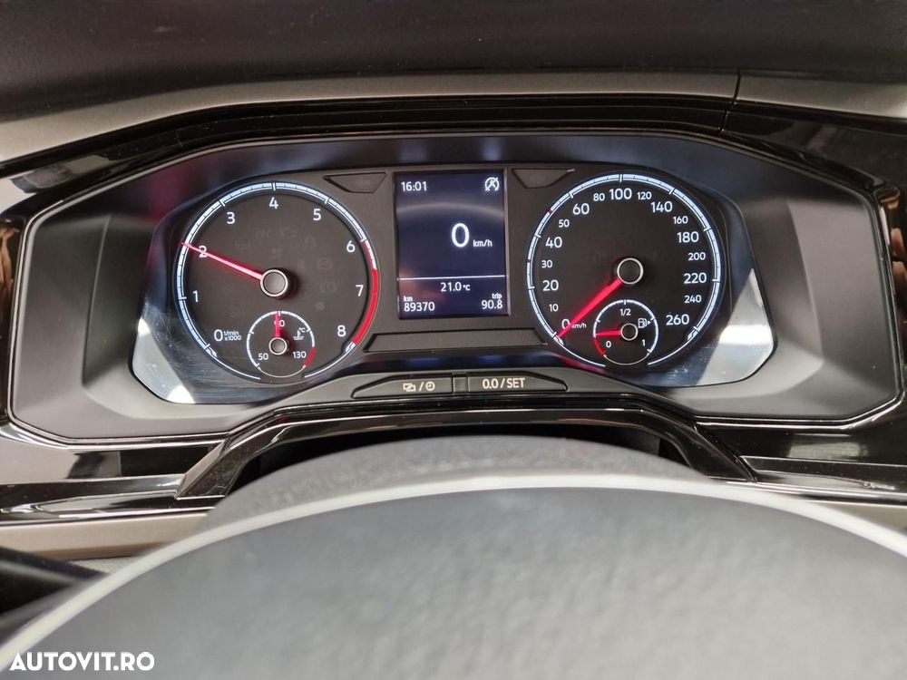Volkswagen Polo 1.0 TSI Comfortline - 8