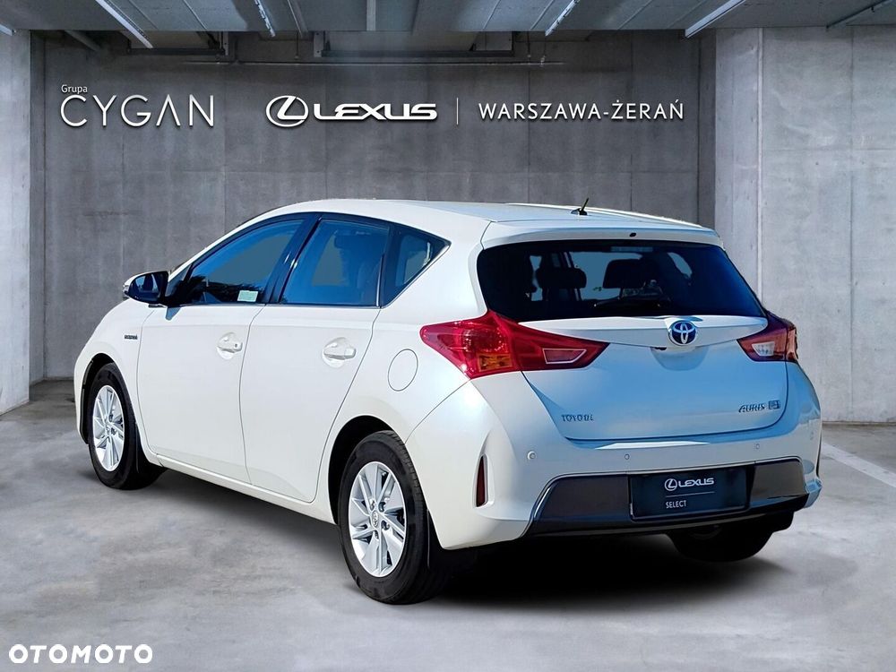 Toyota Auris Hybrid 135 Premium - 5