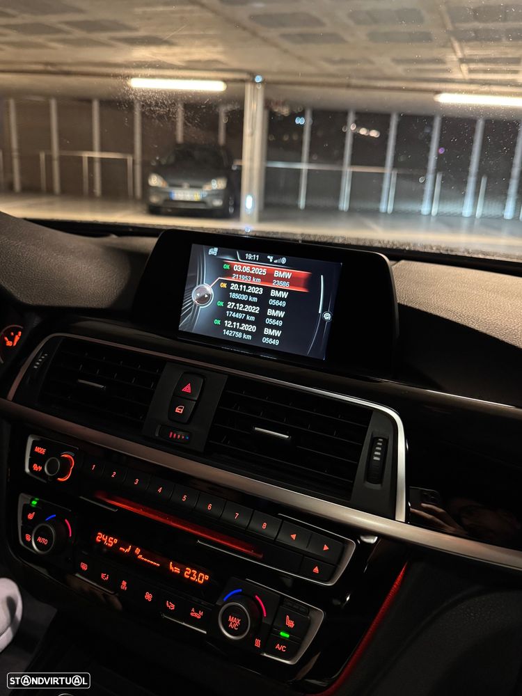 BMW 320 d Aut. Advantage - 23