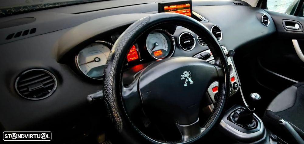 Peugeot 308 SW e-HDi 115 Stop & Start Nível 2 Business-Line - 11