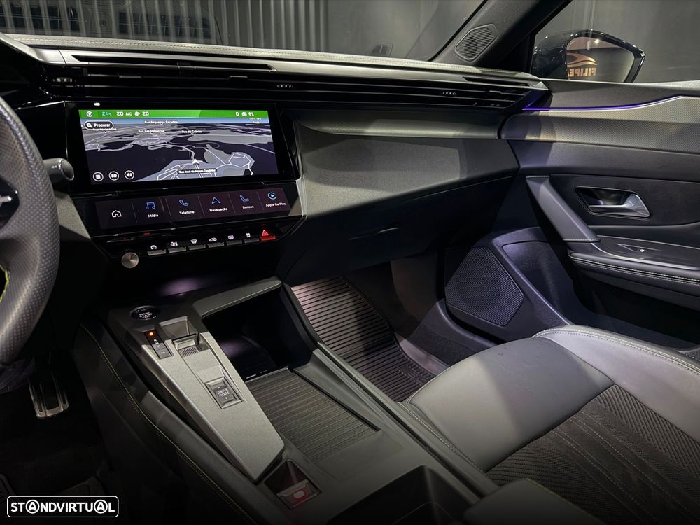 Peugeot 408 1.2 PureTech GT EAT8 - 19
