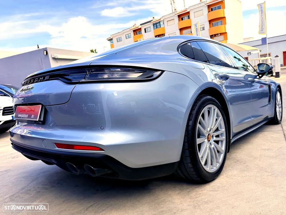 Porsche Panamera 4 E-Hybrid Platinum Edition - 47